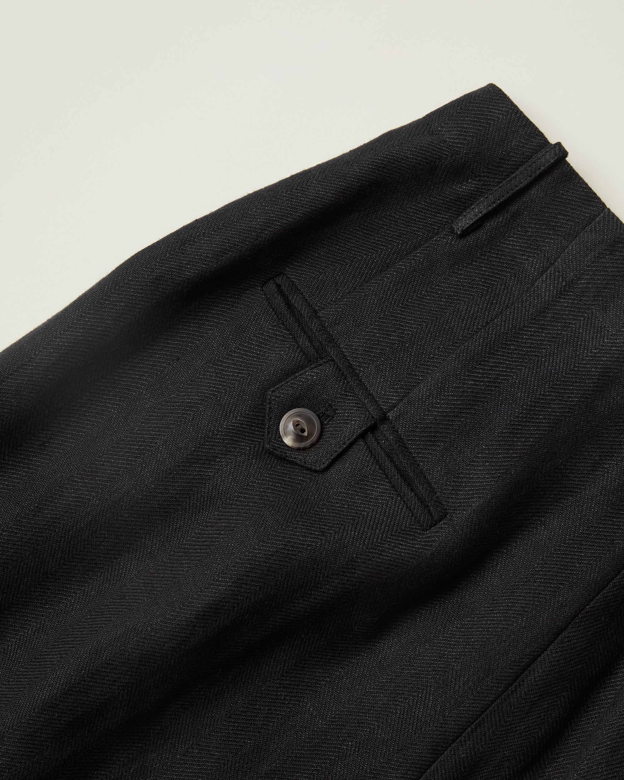 Samuel Snider - Unisex Pleated Trousers in Black Herringbone
